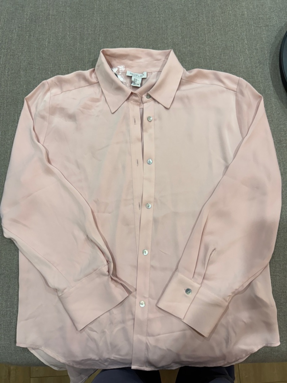 Women’s Long-Sleeve Button-Up Shirt in Pink